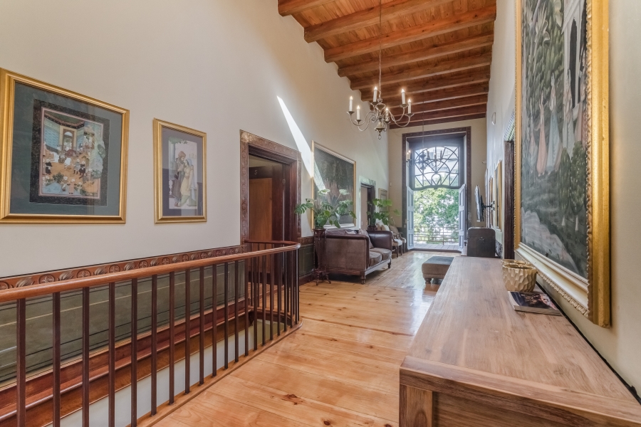 7 Bedroom Property for Sale in Cape Town City Centre Western Cape